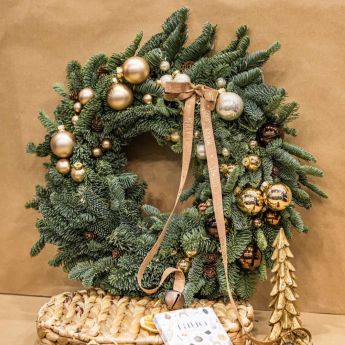 Тематичен курс CREATIVE CHRISTMAS с Fiskars × Обича ме, не ме обича - ogradina.bg